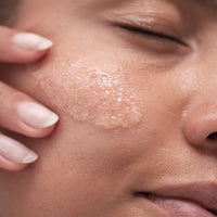 LIMPIADOR EN GEL EXFOLIANTE